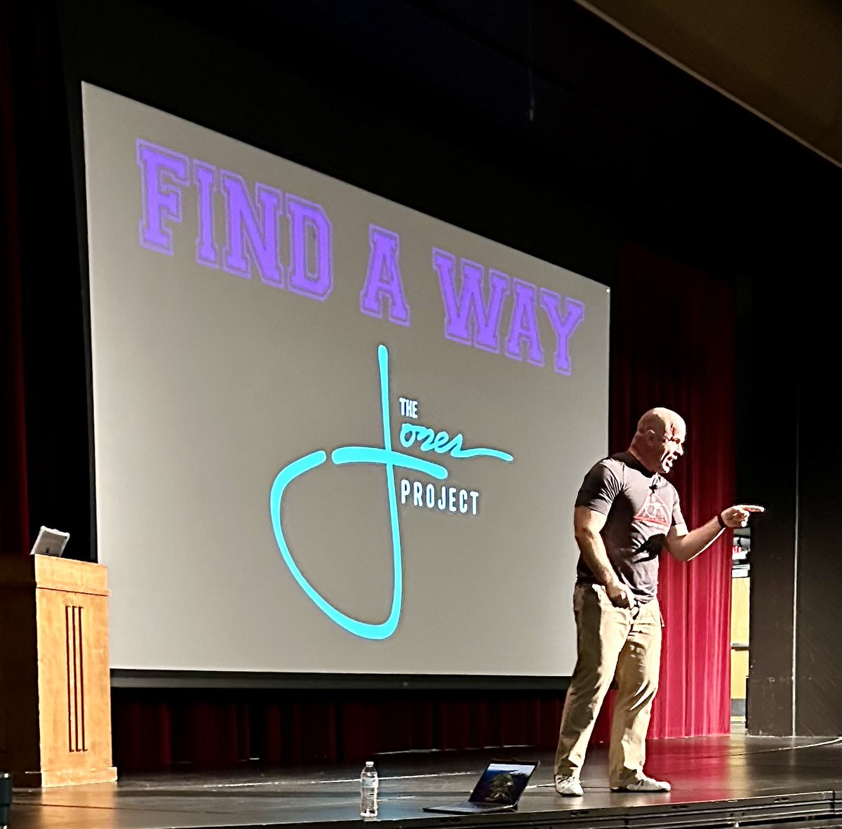 SmnorthS's tweet photo. Grateful to have Coach Parker @JonesProjectKS share his powerful message with North students! #SMSDkindnessweek https://t.co/hQDDLHxlq7