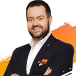Genelde hep büyükşehir ve il adaylarını yazıyoruz...
İlçelerdeki değerleri unutuyoruz...
Hani deriz ya..
Gözden ırak olan gönülden ırak oluyor...
Öyle olmasın..
Bakın ülkemizin güneydoğusunda Mardinimizin  Artuklu ilçesinde  Belediye Başkanlı için aday adayı olan çok değerli bir