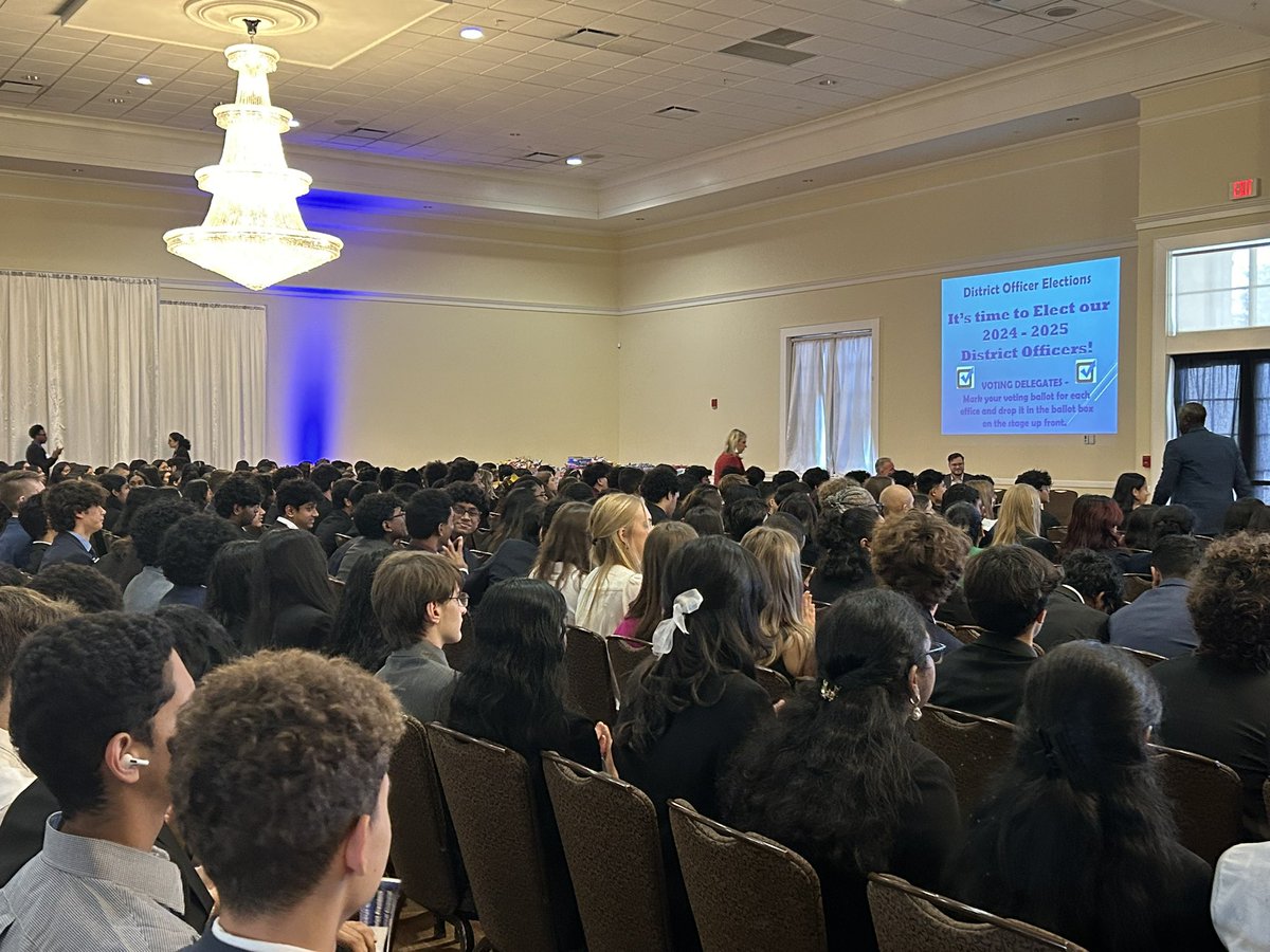 LarissaDL's tweet photo. FBLA District 9 Awards is officially in session! Good luck to all competitors! @HCPSCTAE @SDHC_FBLA @VanAyresHCPS https://t.co/ZRmI2QVtOL