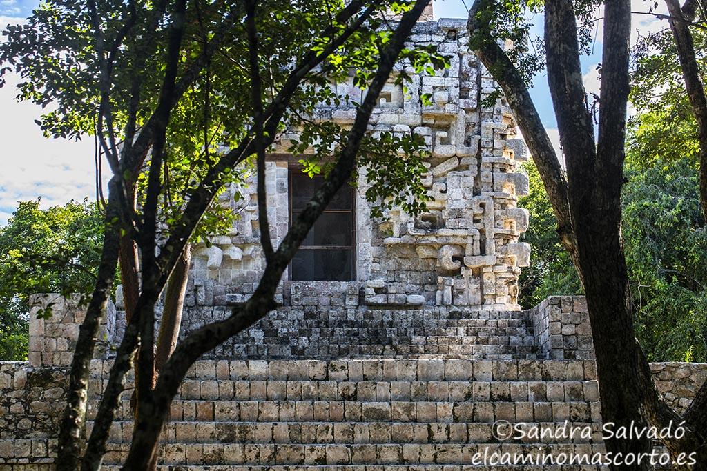 Cuánto me gustó Tabasqueño 💛

INFO COMPLETA 📷bit.ly/48Hsq9j
🚗 Queda a 30 minutos de Hopelchén, Campeche
🚻Servicios de baño
💲acceso libre

#Campeche #zonasqueologicas #tabasqueño