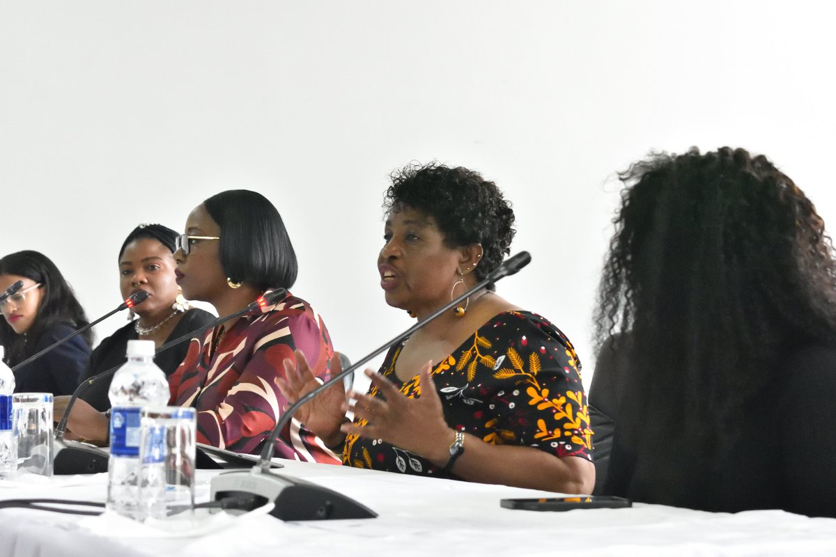 UNDPZambia's tweet photo. 🎉We applaud the brilliant awardees & nominees @ the She N Tech Awards! These women are shaping the development through tech
To further empower women in 🇿🇲’s tech space, $800000 has been committed through #AccLabZM to scale over 150 innovations — many of which are women-led 👩🏾💻👩🏾🔧 https://t.co/IVhUOamNeD