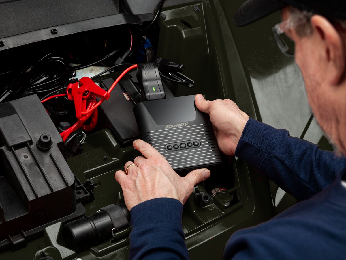 superatvtweet's tweet photo. 🔋 When it comes to off-road adventures, the most prepared rider is often the best rider. Instead of waiting for a buddy to save your ass, rescue yourself with #SuperATV’s Jump Starter with #AirCompressor. It packs a huge punch in a lightweight package. 😎👍
#jumpbox https://t.co/SFotGDDWT3