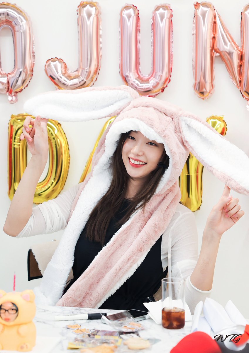 HBD_HOLLY's tweet photo. ▄▀▄▀▄▀▄▀▄▀▄▀
𝟸𝟶𝟸𝟺 ʜᴀᴘᴘʏ ʜᴏᴊᴜɴɢ ᴅᴀʏ

【ᴡʜᴏᴢ ᴛʜᴀᴛ ɢɪʀʟ?】
▄▀▄▀▄▀▄▀▄▀▄▀

생일날 방문해준 호정이와 찾아와주신 모든 분들께  좋은 추억이 되었기를 바랍니다💕
감사합니다◡̈ 

#마큐티섹시스윗러블리톨걸
#이호정 #LEEHOJUNG https://t.co/JbW1guPq3k
