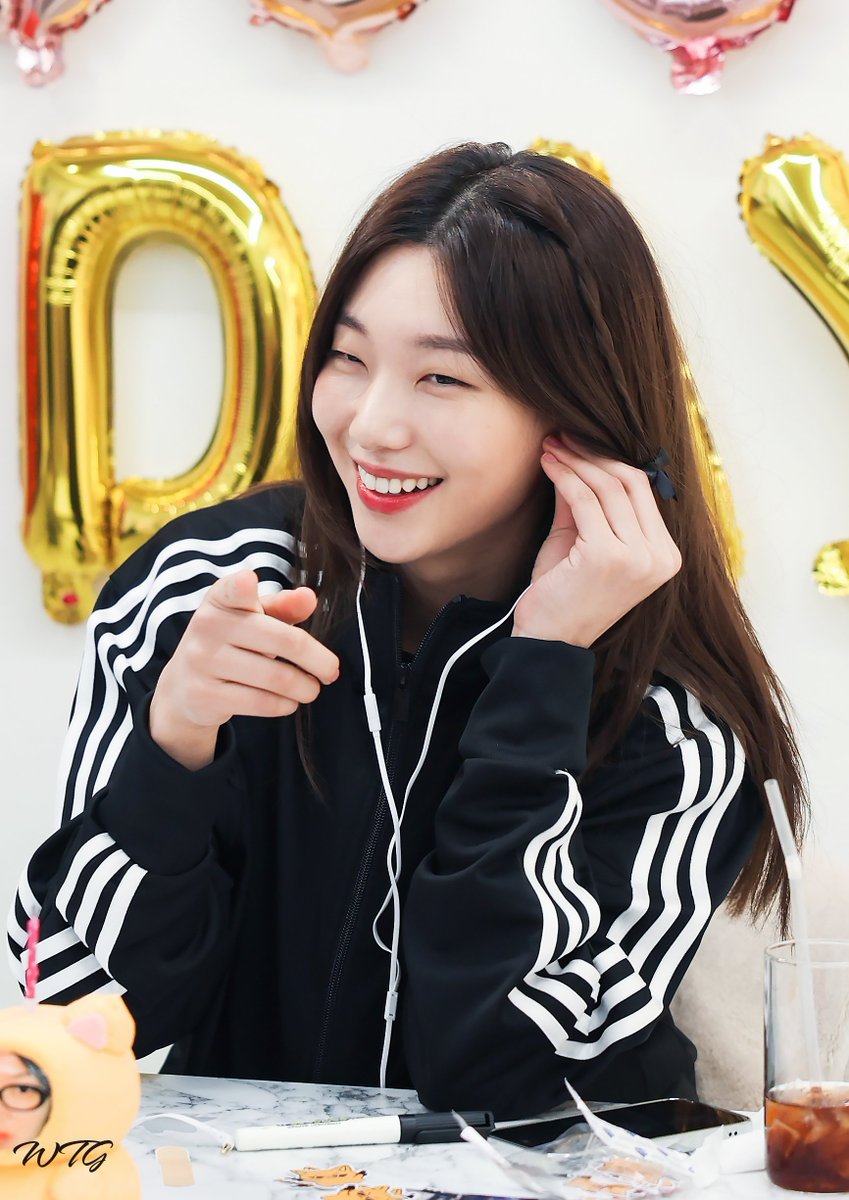 HBD_HOLLY's tweet photo. ▄▀▄▀▄▀▄▀▄▀▄▀
𝟸𝟶𝟸𝟺 ʜᴀᴘᴘʏ ʜᴏᴊᴜɴɢ ᴅᴀʏ

【ᴡʜᴏᴢ ᴛʜᴀᴛ ɢɪʀʟ?】
▄▀▄▀▄▀▄▀▄▀▄▀

생일날 방문해준 호정이와 찾아와주신 모든 분들께  좋은 추억이 되었기를 바랍니다💕
감사합니다◡̈ 

#마큐티섹시스윗러블리톨걸
#이호정 #LEEHOJUNG https://t.co/JbW1guPq3k