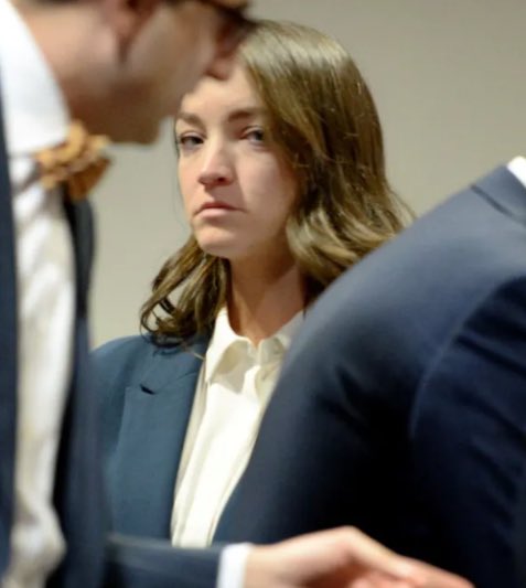 geraldposner's tweet image. In favor of legalized recreational cannabis? Consider the fallout from a California judge who yesterday gave only  2 years probation + 100 hours of community service to a woman who fatally stabbed her boyfriend 108 times. “She had no control over her actions,” the judge