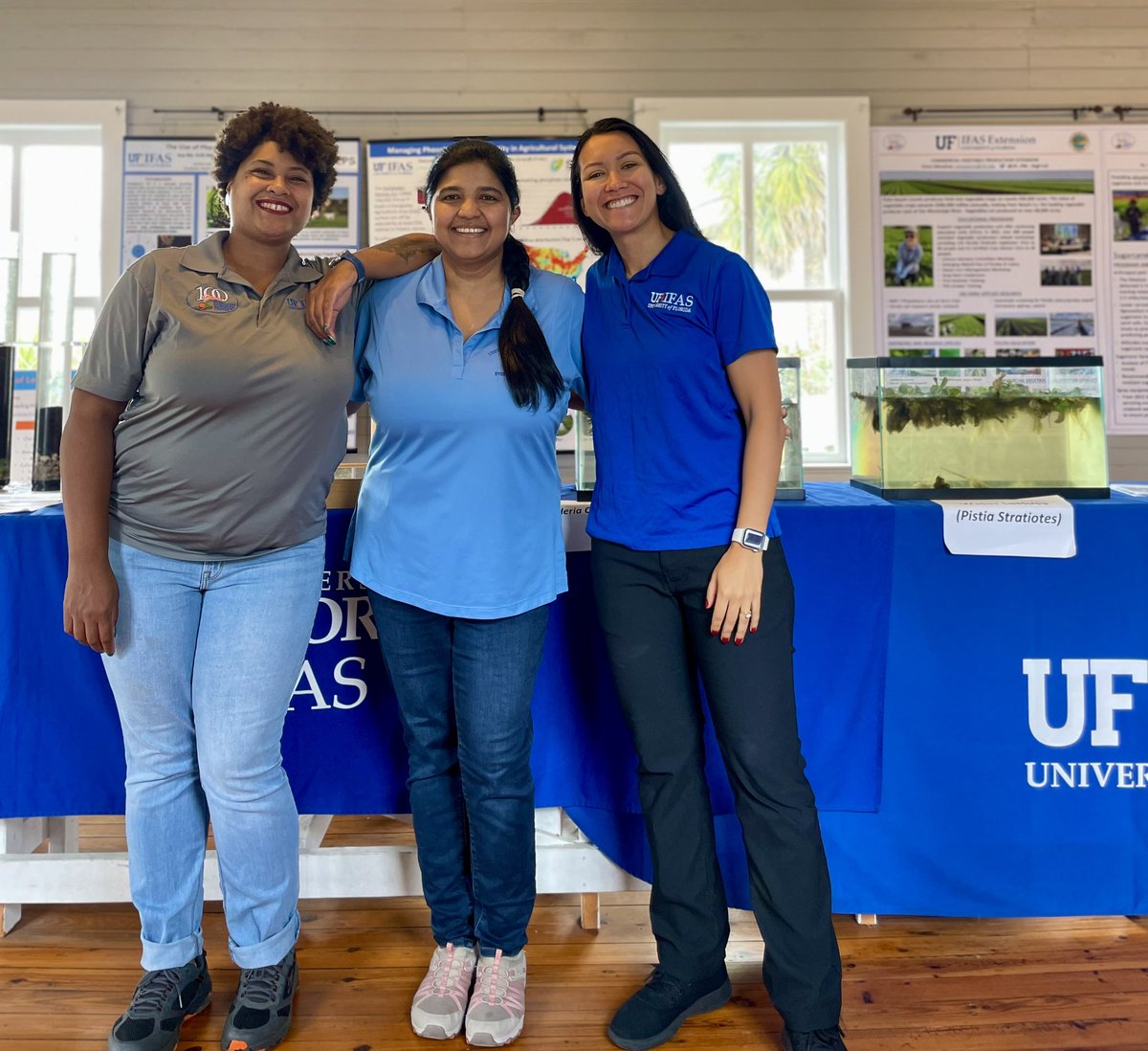 Larissa C. Ferreira-Nuffer ๐ง๐ท๐บ๐ธ (@ferreiralc_) on Twitter photo We are all smiles representing the <a href="/EvergladesREC/">UF IFAS Everglades REC - Belle Glade</a> today at the #SouthFloridaFair. Exciting opportunity to talk about science to our local community ๐ We are all smiles representing the <a href="/EvergladesREC/">UF IFAS Everglades REC - Belle Glade</a> today at the #SouthFloridaFair. Exciting opportunity to talk about science to our local community ๐