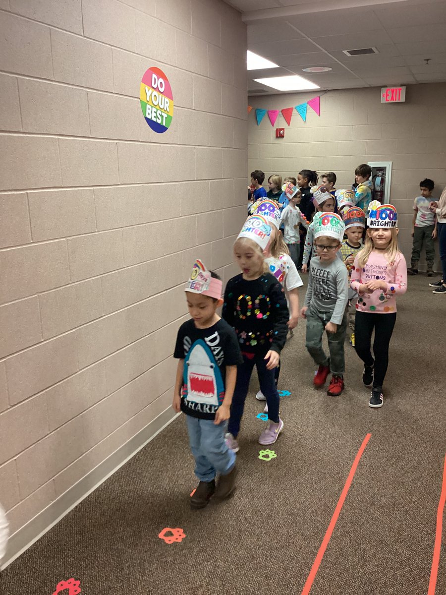 RohwerE's tweet photo. 100 Days Smarter!!
Kindergarten is 100 Days Smarter.  Here are some 100 day shirts. https://t.co/0apnTik3kj