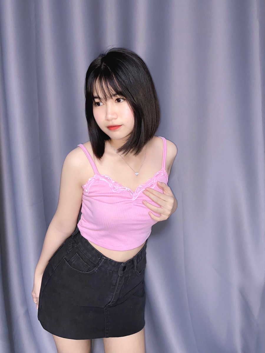 soomsj9's tweet photo. ดึกแล้วหาคนแก้เงี่ยน ID 2003kj #คอลเสียว #เงี่ยน #โชว์หี #โชว์นม #รับคอลเสียว https://t.co/OzKOENKCR1