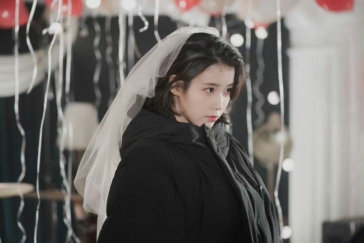 IUteamstarcandy's tweet photo. [TRANS] 240124 Melon Spotlight Interview with @_IUofficial 💚 

Q. Among the lyrics of ‘Love wins all’, which part do you want to put the Spotlight on?

IU: ‘Wherever that place may be, in search of the antonym
to our long-standing loneliness’
It’s a line I was waiting for the perfect place to put it in, because I’ve been wanting to incorporate this into my lyrics for a long time.

Q. What was the most memorable Behind Spotlight for you while filming for ‘Love wins all’ music video?

IU: The most memorable for me was running, running, and running again.
It happened to be a day when the temperature had dropped sharply, my body kept shivering so it was hard to run, but I was glad that the result captured that expression well and made it look more realistic.

Q. After releasing ‘Love wins all’, what moment do you want to be on a Spotlight with UAENA?

My first live performance in a concert.
(This is true) not only for this song (Love wins all), but the songs in my upcoming album become even more powerful when you listen to them in a concert hall.

Translated by IUteamstarcandy
Source: https://t.co/CtMdVVUwxE

#IU #아이유 #Love_wins_all