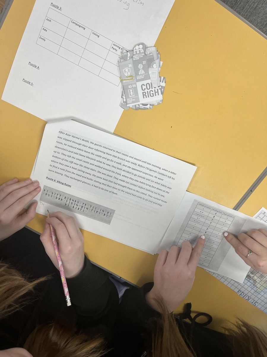 Miss Anderson tweet media