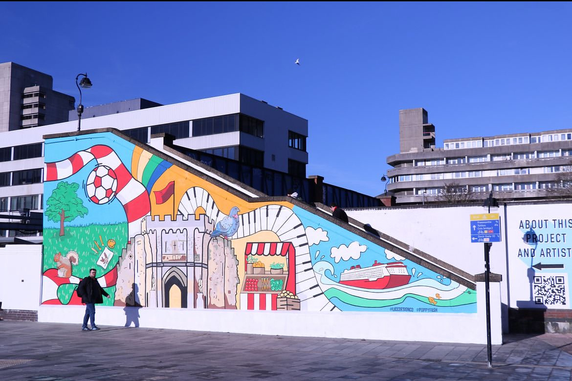 Former Winchester School of Art student brightens Southampton's train station with striking mural design 🎨 The design by Poppy Ash welcomes commuters with a pop of colour and showcases Southampton’s vibrant cultural life and key landmarks. See more 👉 brnw.ch/21wGlLR