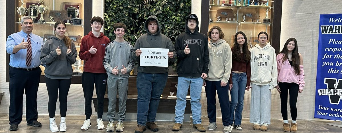 AaronRobb5's tweet image. It's #PositiveSigns Wednesday at #Wahconah! Common courtesy seems to be on shaky ground these days so we are celebrating our COURTEOUS students 👍 @wahconahrhs