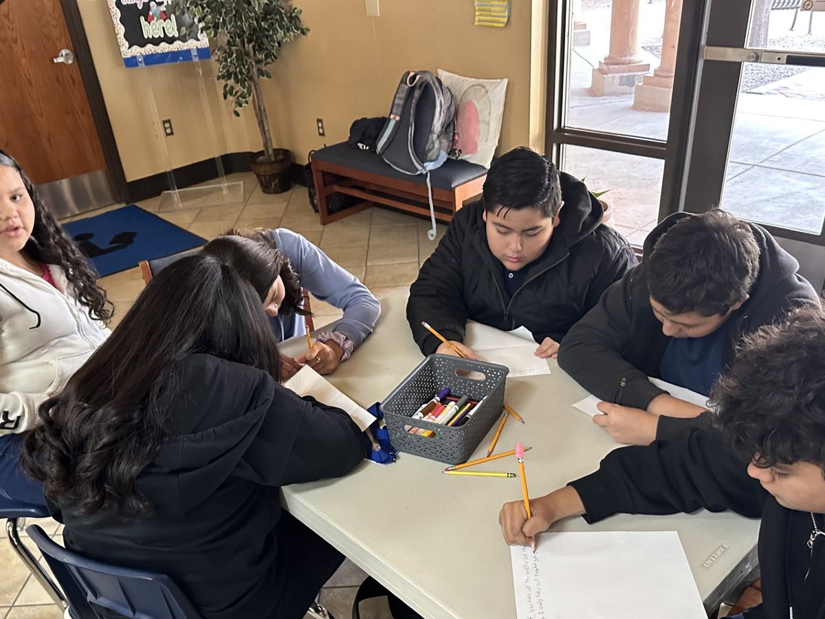 GemsBooktique's tweet image. Peer tutoring offers great learning opportunities. Thank you to those students who assisted. @GEMS_RSalcido @CoronaAlex_GEMS #GEMSpride