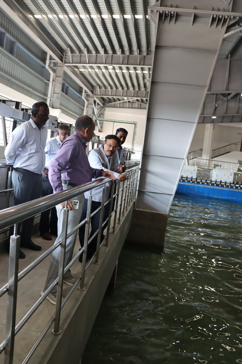 @shipmin_india secretary Shri.T.K.Ramachandran, IAS, had visited the discovery campus of NTCPWC-IIT Madras. During his visit, he visited the newly constructed wave basin, office areas and other facilities along with Prof. Dr. K Murali (Dean), Prof. Dr DK. Raju & other principals.