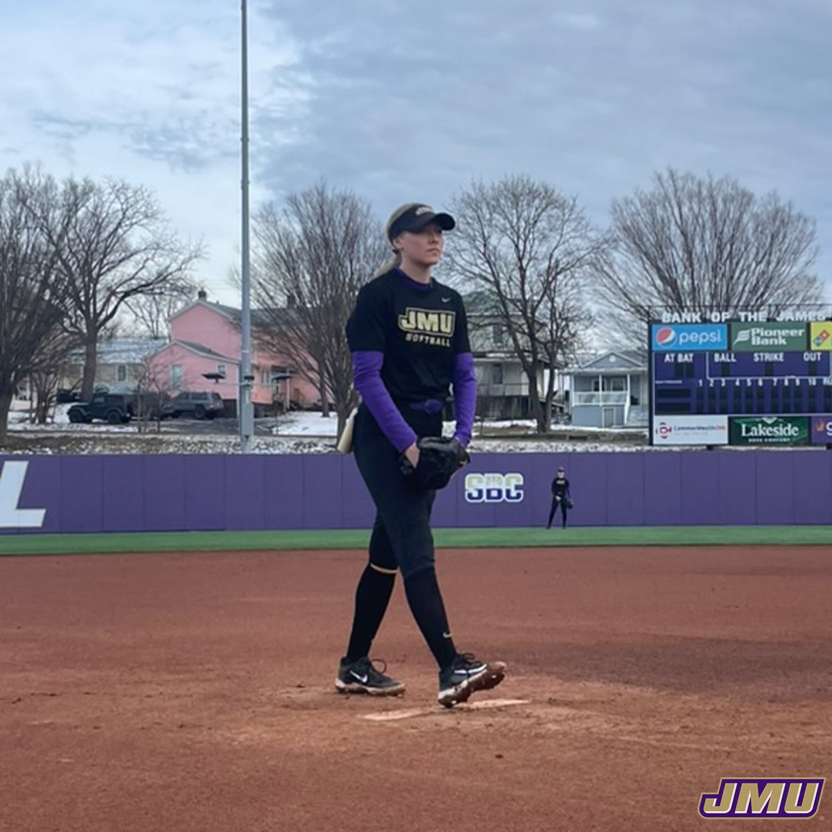 1⃣6⃣

We are Molly Grube days away from the start of the 2024 season!

#GoDukes | <a href="/molly_grube/">molly</a>