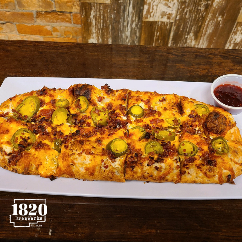 Jalapeno Popper Flatbread is NOW on the menu and you absolutely have to try it. It’s here for a limited time only so be sure to add it to your next order

😍 Cream Cheese
🧀 Cheddar Cheese
🌶 Spicy Jalapenos
🥓 BACON
🔥 Sweet + Spicy Berry Sauce