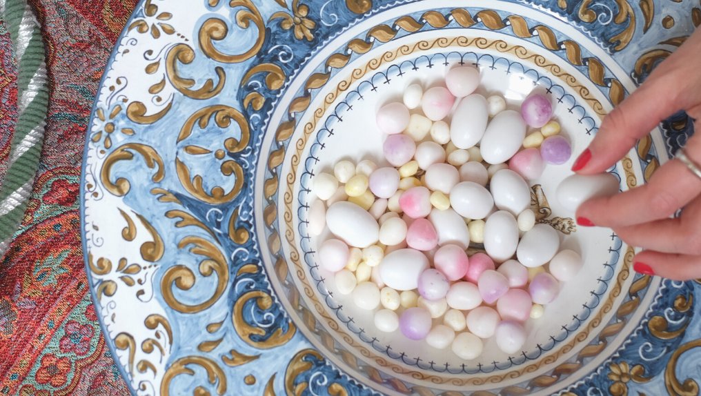 Let the mystical allure of the Middle East captivate your taste buds with every bite of Arabian Nights. 🌙✨ 
Delight in the harmonious blend of exotic spices, delicate nuts, and luscious fruits, intricately wrapped in a blanket of velvety chocolate. 🍫🌰 #arabiannights