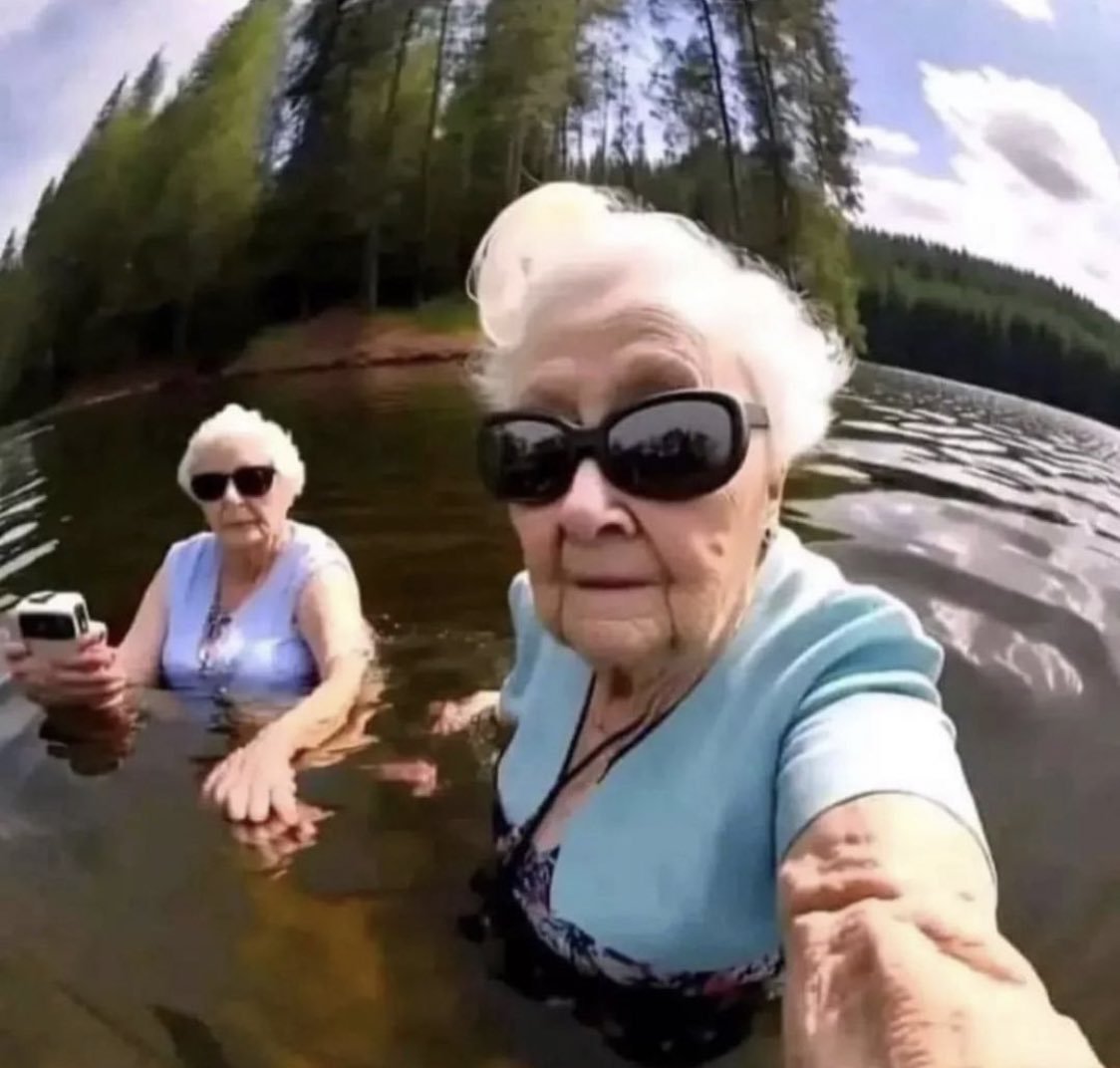 Mi amiga y yo en 2070