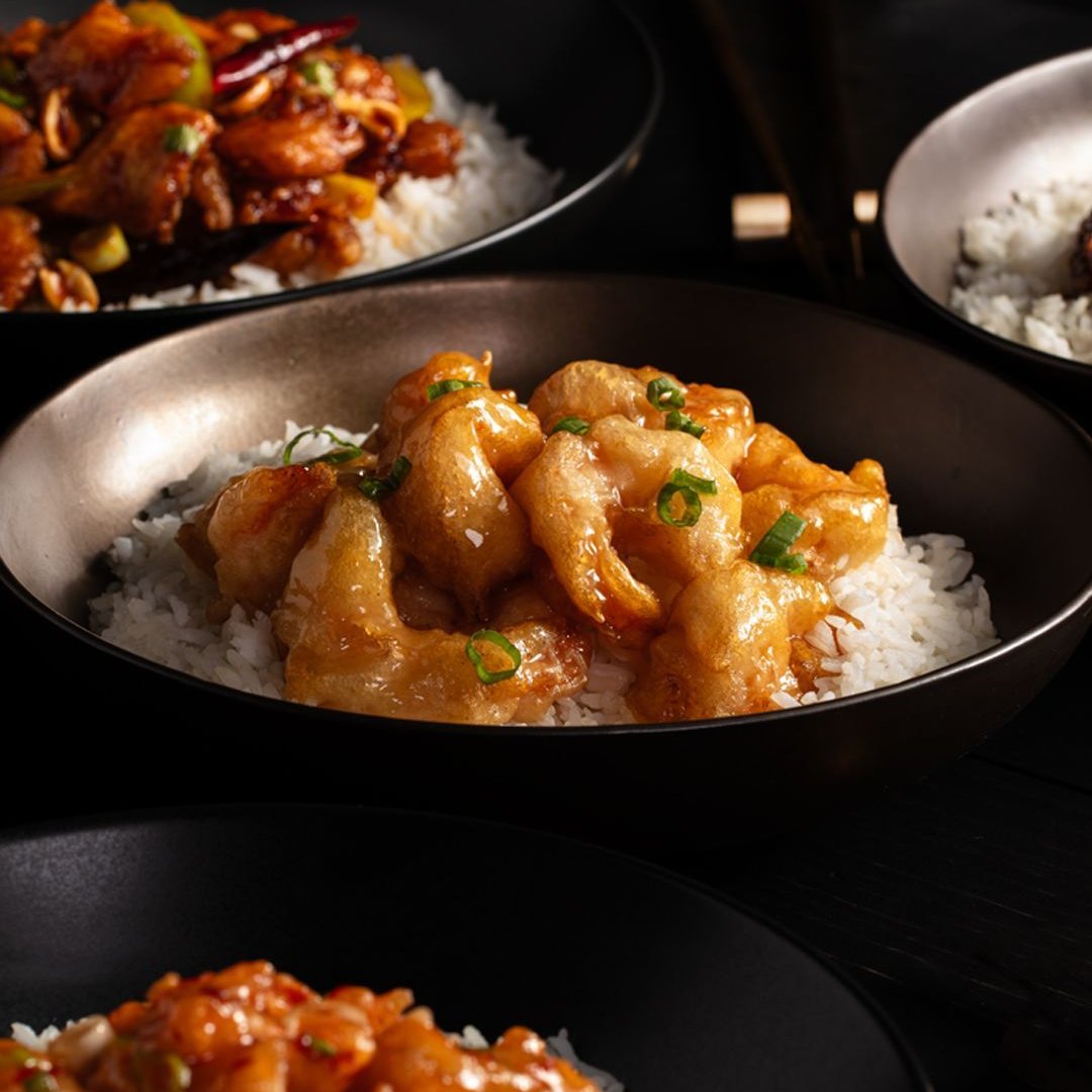 No need to worry about cooking dinner tonight, the weekend is here and it’s time to enjoy a delicious meal at P.F. Changs. 😋🍱