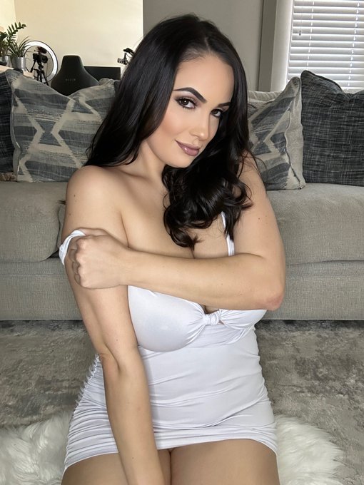 Caption this 🫣 https://t.co/DeNw4ExAkK