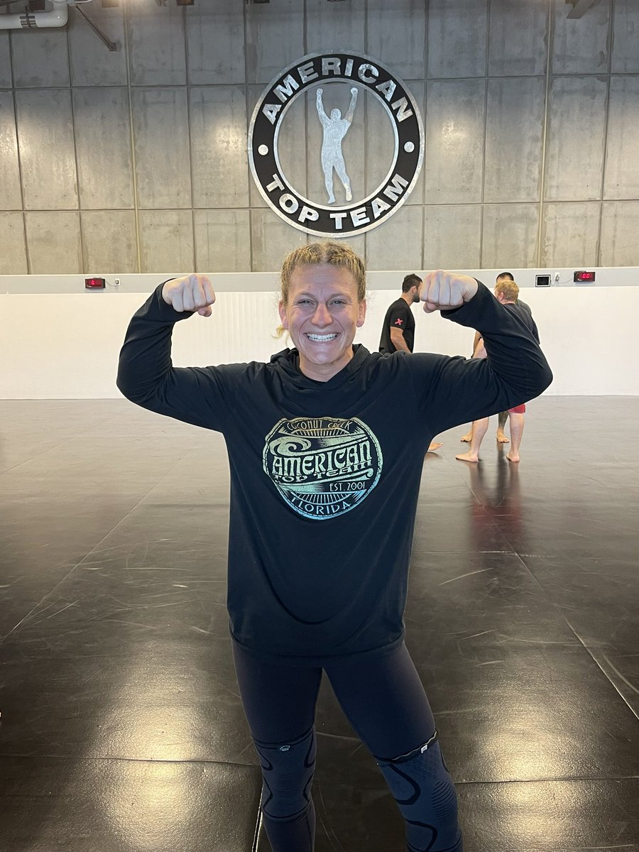 AmericanTopTeam's tweet photo. LFG!!! https://t.co/aglDrRbbAA