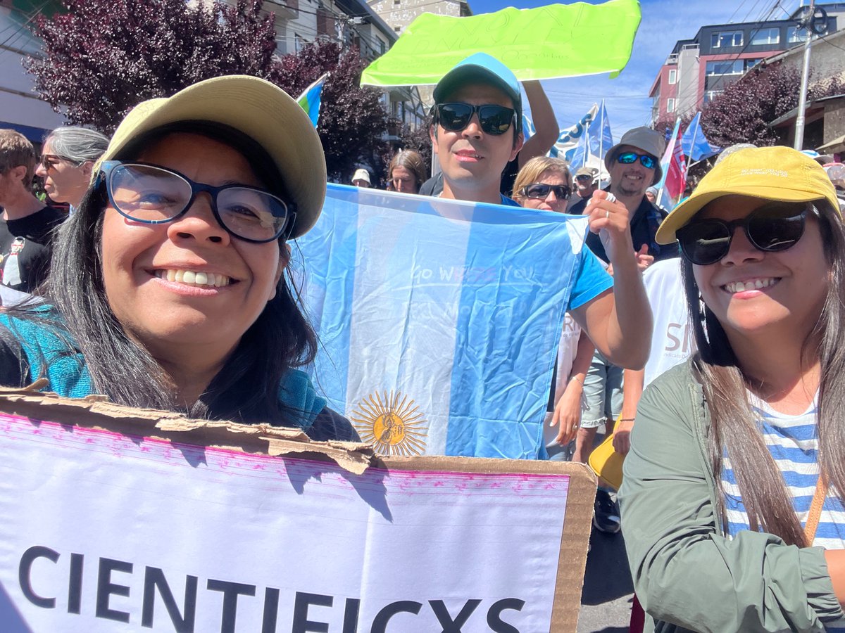 PatagoniaAqua's tweet photo. #24ParoGeneral conicet presente!! https://t.co/xnOvcdCHKf