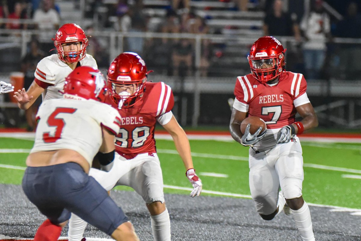 Senior Szn highlights ! 
113 Carries | 1,040 yards | 17 rushing td’s | 2 kick return touchdowns | 
<a href="/PRHS_football/">Pearl River Football</a>  <a href="/RecruitLouisian/">Recruit Louisiana™️</a>  
hudl.com/v/2MYamq