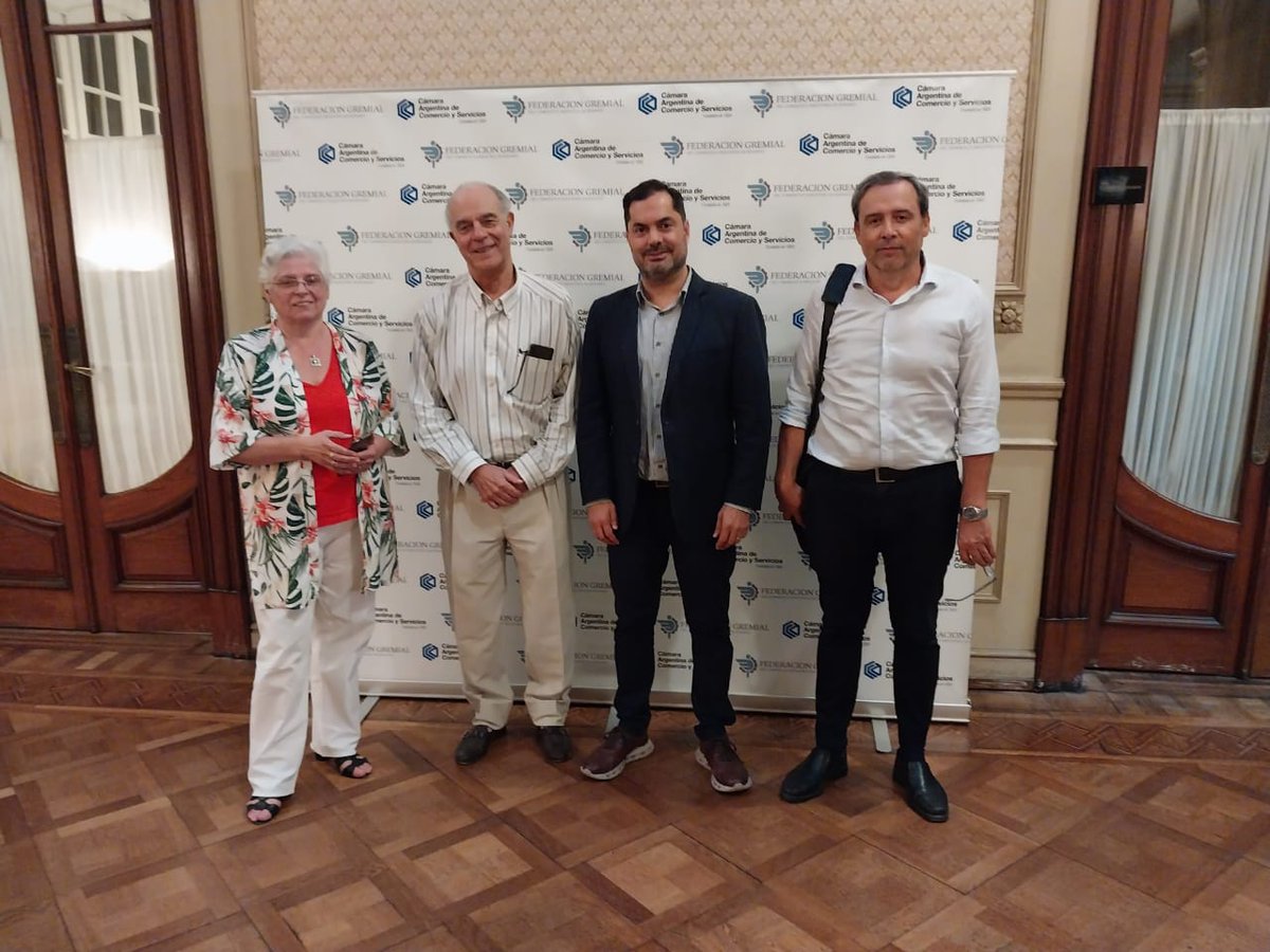 Encuentro con el Ministro de Trabajo de Santa, Lic. Roald Báscolo. Temas: Capacitación, Litigios Laborales, Modernización Normativa, Bloqueos a Empresas y Acción del Ministerio. Gran Reunión!