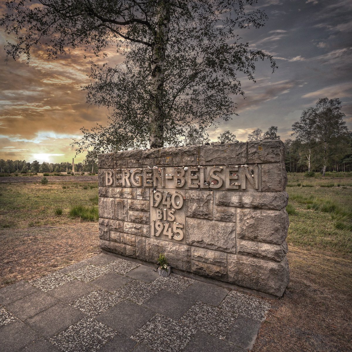 Normandy1944 (@normandy_1944) on Twitter photo 