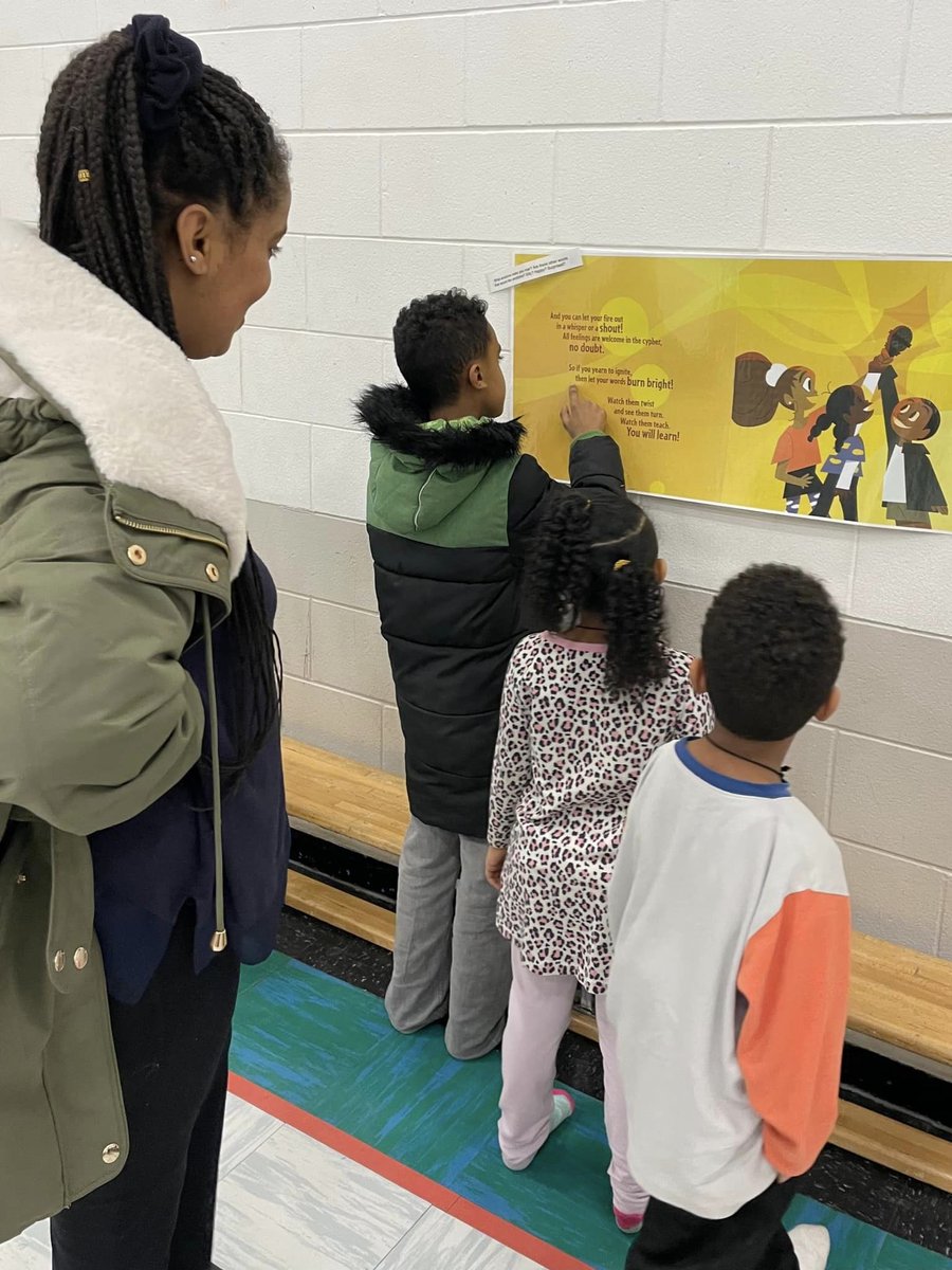 Family Literacy Week was kicked off with rhythm and rhyme at <a href="/rcsd_StPeter/">StPeterRCSD</a>. Families enjoyed the Storywalk featuring 'Welcome to the Cypher' by @KhodiDill and illustrated by <a href="/rajieee_/">Awuradwoa Afful</a>, choosing new books for their home libraries! TY for the invite, St. Peter Panthers! #FamLitHub