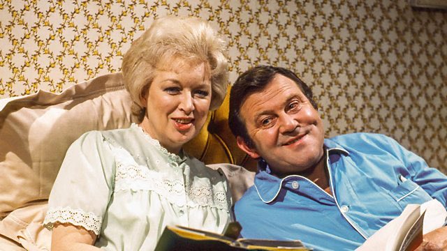 5:20pm TODAY on #Drama 

From 1979, s1 Ep 3 of #BBC #Sitcom📺 “Terry and June” - “Flying Carpets” directed by #PeterWhitmore (uncredited) & written by #JohnKane

🌟#TerryScott #JuneWhitfield #RolandCurram #AnitaGraham #TerenceAlexander #LeslieDwyer #ColinMcCormack

#TerryAndJune