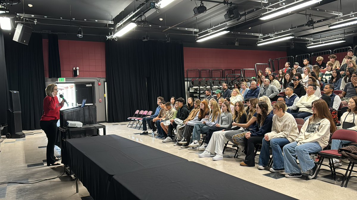 Full house at the PVHS Shadow Day! We are so happy to welcome all of our private school families!