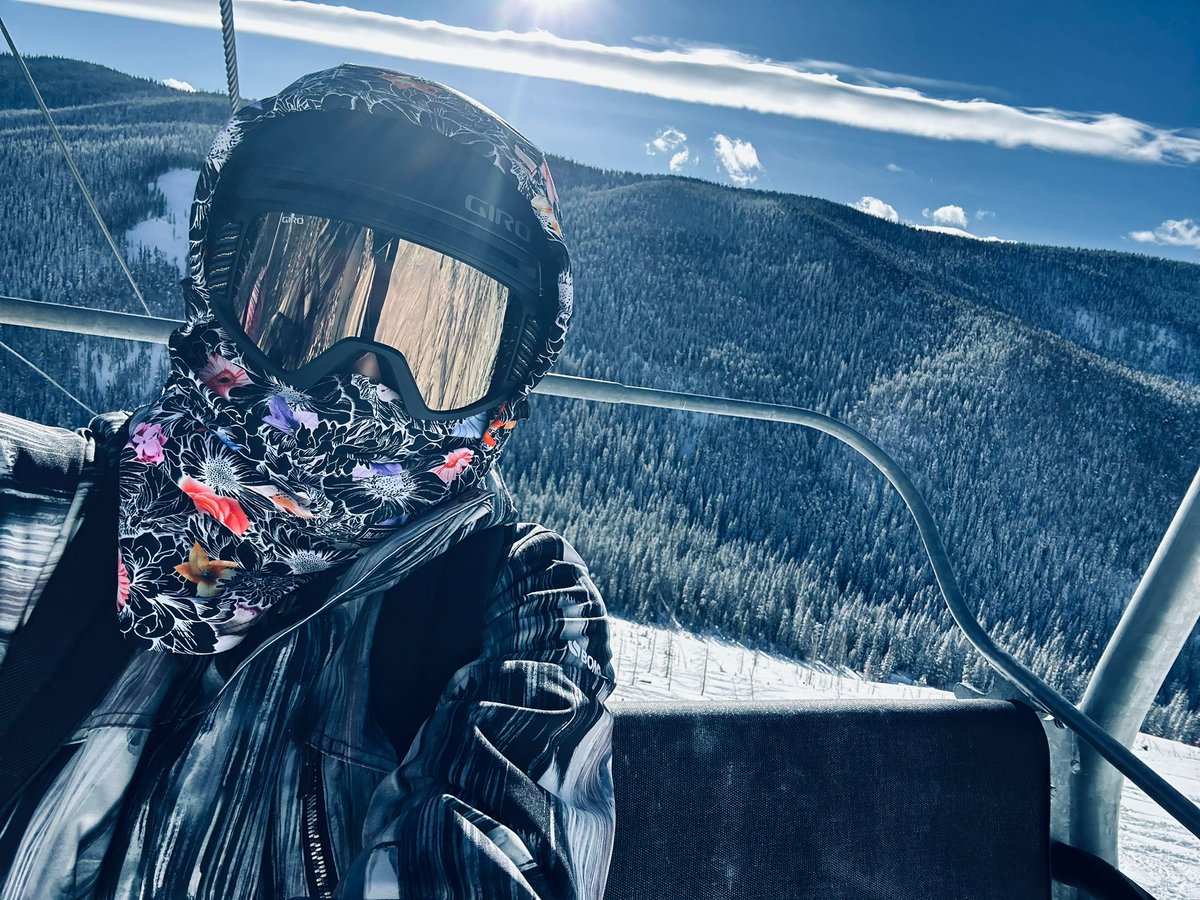 Music and the mountains are my happy place. Heading to Aspen this weekend for @XGames! On Saturday, I'm playing the Snowboard Street Style competition at Buttermilk, and later that night, I'm hitting the stage at @BellyUpAspen. 💜⛷️ Grab X Games tickets: experiencethexgames.com/x-games-aspen-…