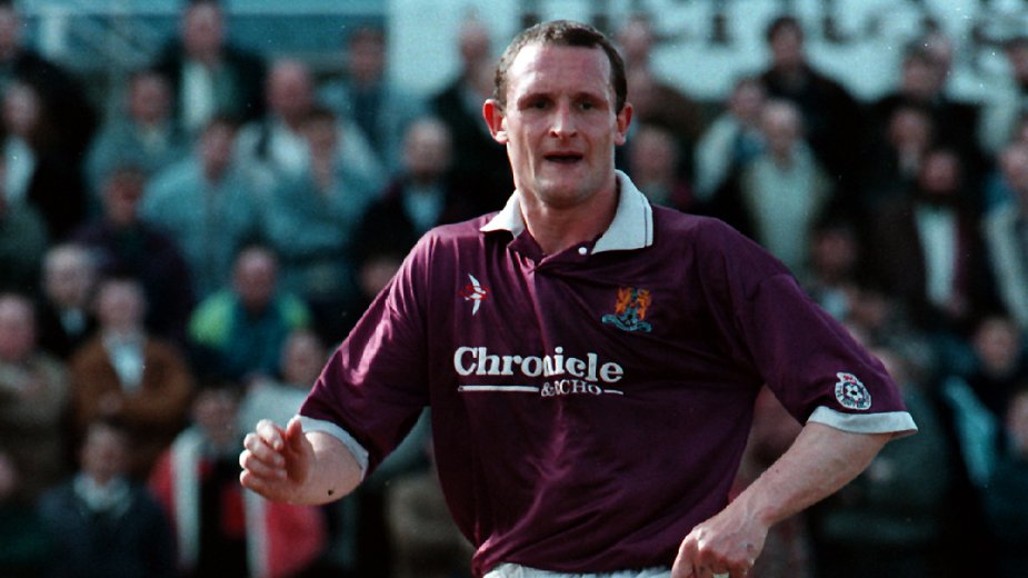 💫 We are staging a Legends Day at Sixfields on Sun Mar 17 (3pm), with club legends returning as we come together to celebrate the history of NTFC! Each day we'll reveal a different legend taking part! 
 
Today, Chris Burns! 

Tickets via ntfcdirect.co.uk! 🎟️ 

#ShoeArmy