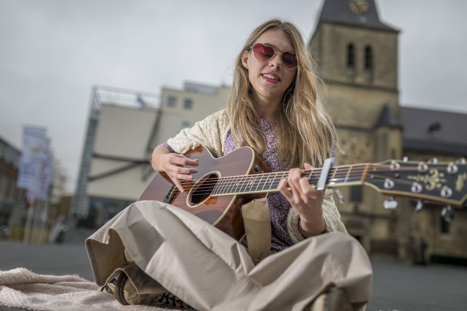 I will be there with you
Forever we move in love
💫✨💫✨💫✨💫✨💫✨💫
🇳🇱Lotte Walda - Lago Atitlan
youtu.be/6J1KrK81SIA