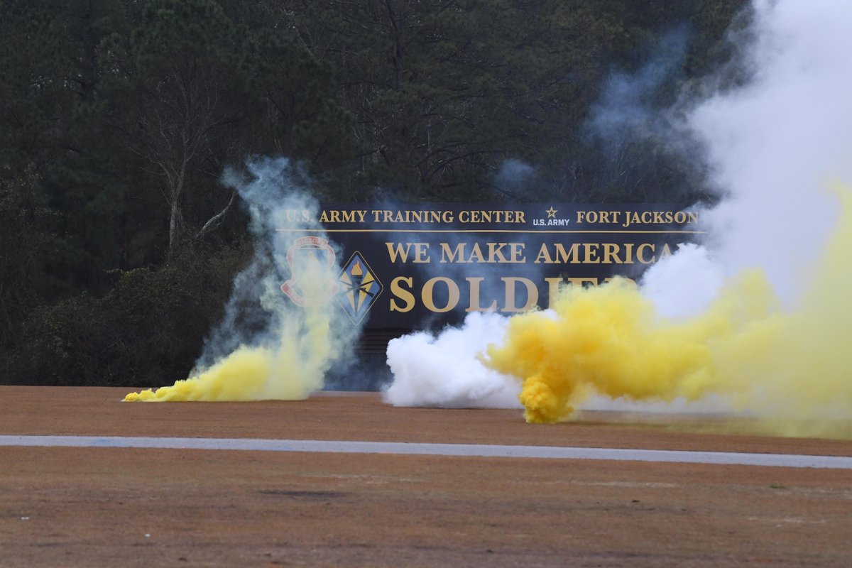 fortjackson's tweet image. #WednesdayWisdom 
Strive for continuous improvement, instead of perfection.
-Kim Collins

The 3rd Battalion, 34th Infantry Regiment Family day finally arrives as families race to embrace for the first time since the start of U.S. Army  #BasicCombatTraining. #VictoryStartsHere