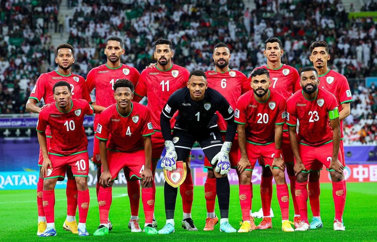 _aman23's tweet photo. 90 دقيقة فقط للتواجد في مكان يليق بكم 
90 دقيقة فقط أظهروا رغبة الفوز وألعبوا من أجل الشعار وسوف تحققون ما ترغبون 
90 دقيقة من أجل إسعاد 5 مليون عماني
🇴🇲🔥💪🏻 https://t.co/wrmmV1JVYS