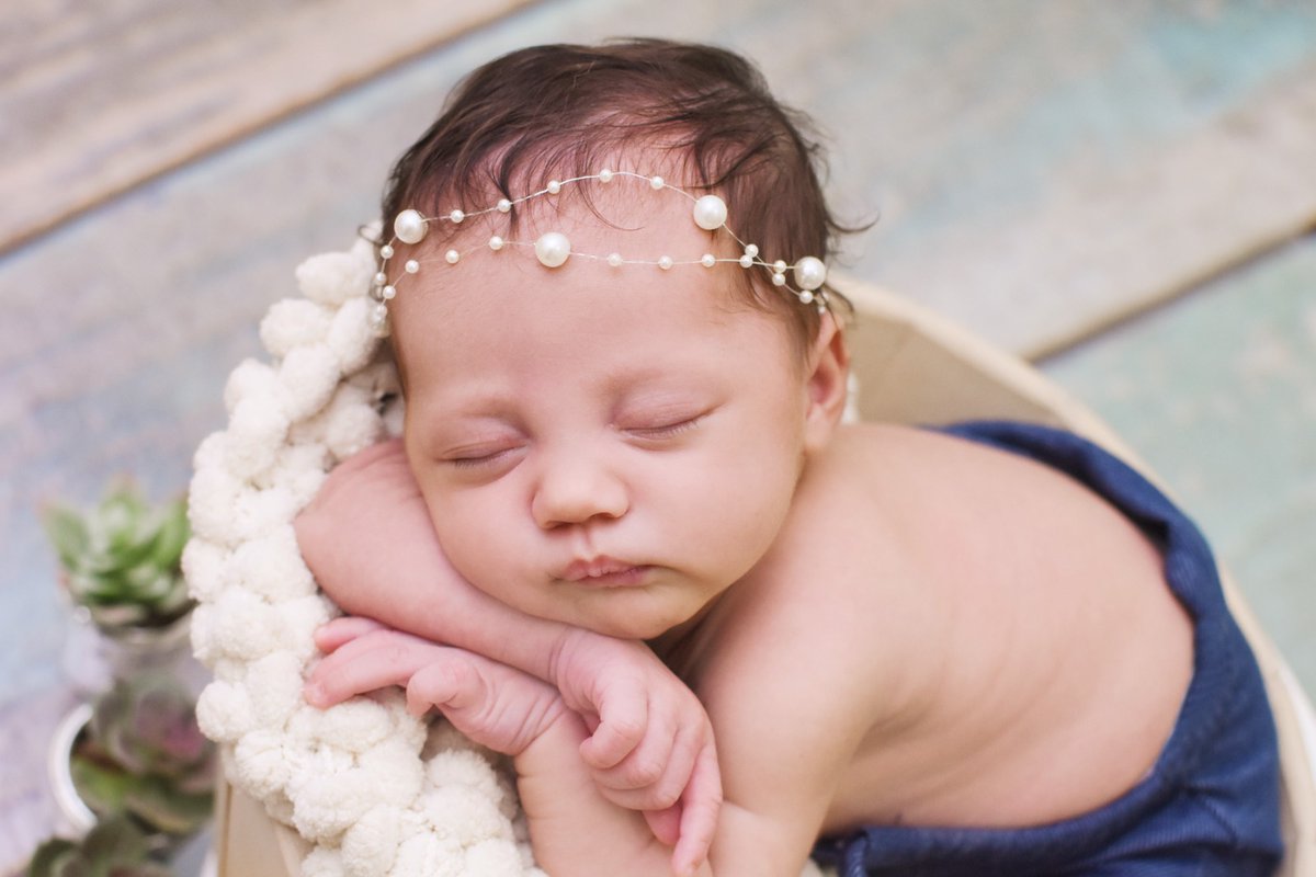 Sementinnha's tweet photo. Você e meu fôlego de vida, te amo demais minha princesa Maya 👣💖👑 https://t.co/qIFA4KeGSC