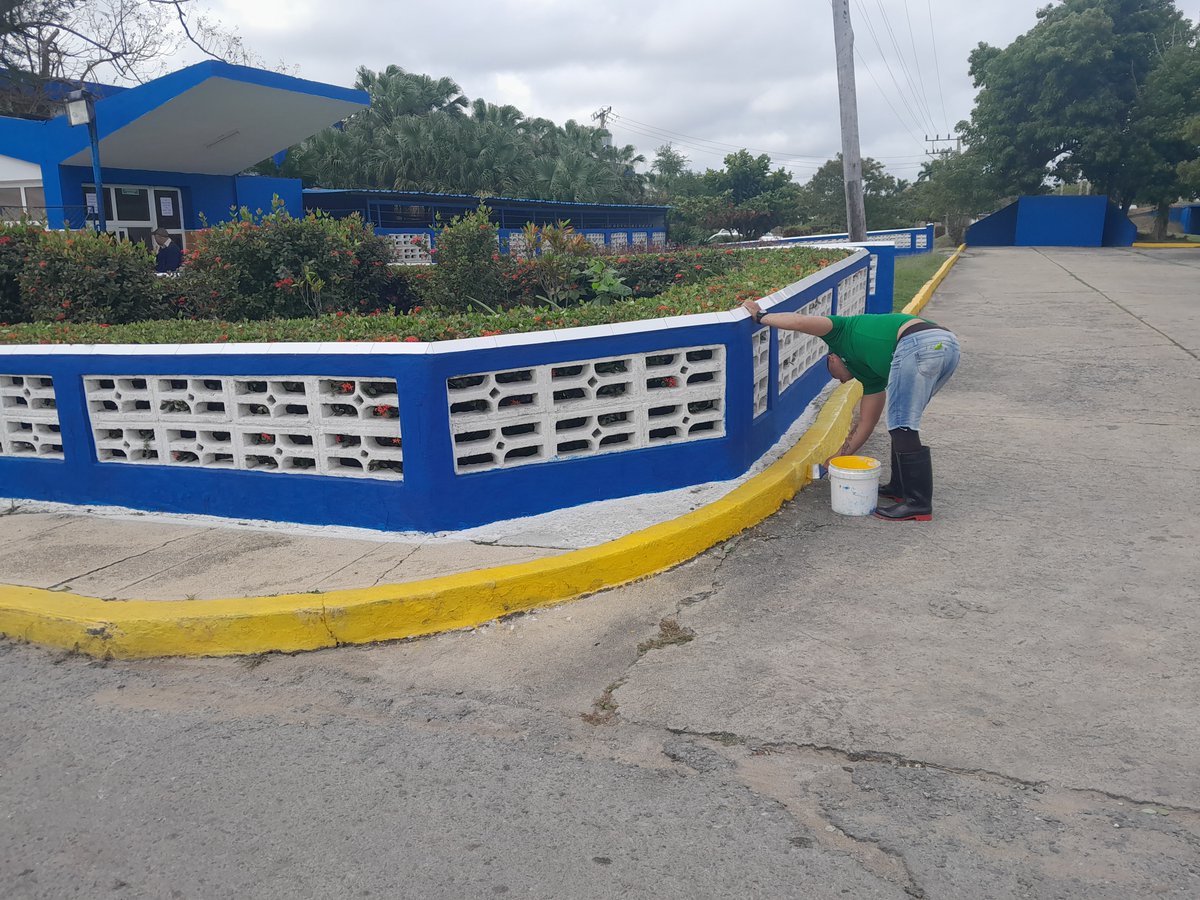 iduisjandy's tweet photo. Se realizan entrevistas y preparativos en saludo al 25 de Enero, día del Trabajador de la Industria Alimentaria.
@wicher_r_machin 
@LacteoPr 
#AgroalimPorCuba 
#MinalXCuba https://t.co/zF3d45Xe7f