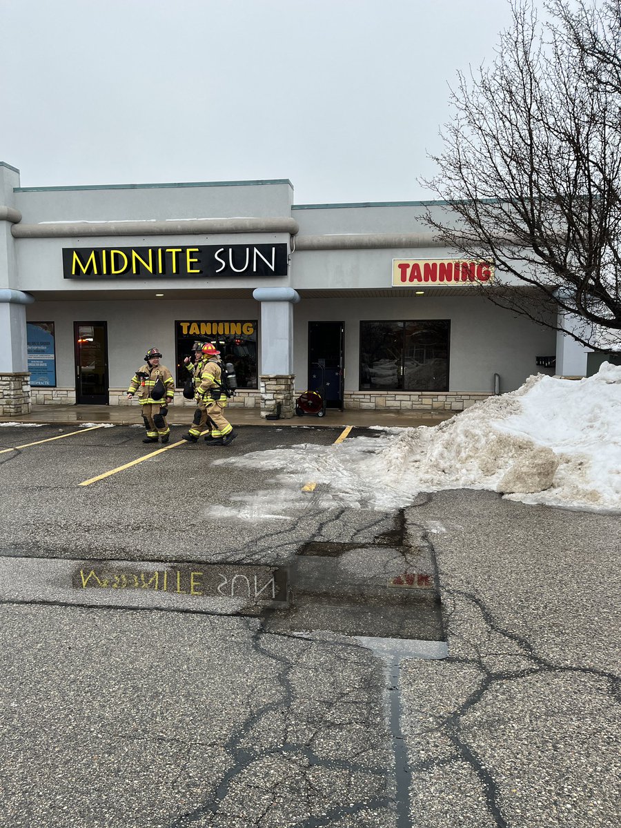 Crews are on scene of a fire at 1145 Washington Ave, Midnight Sun Tanning. At this time the fire appears to be out. No injuries reported at this time.