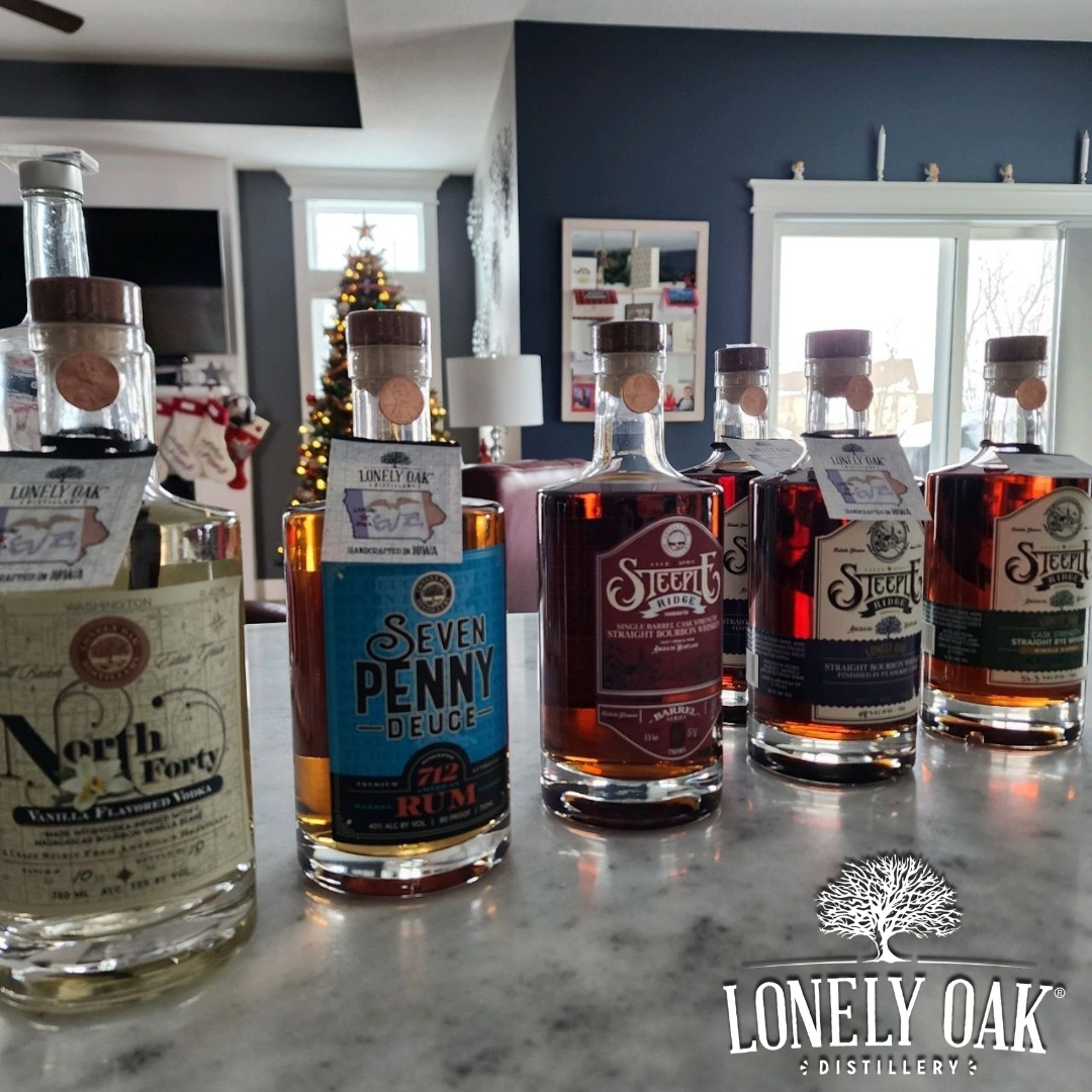 LonelyOakDistil's tweet photo. At Lonely Oak Distillery, we take pride in offering a diverse range of premium Vodka and Whiskey crafted to perfection.
From classic flavors to unique infusions, each bottle is a testament to our commitment to quality and taste.
#VodkaVariety #CraftedExcellence #ElevateYourSip https://t.co/Oydrz1LzU4