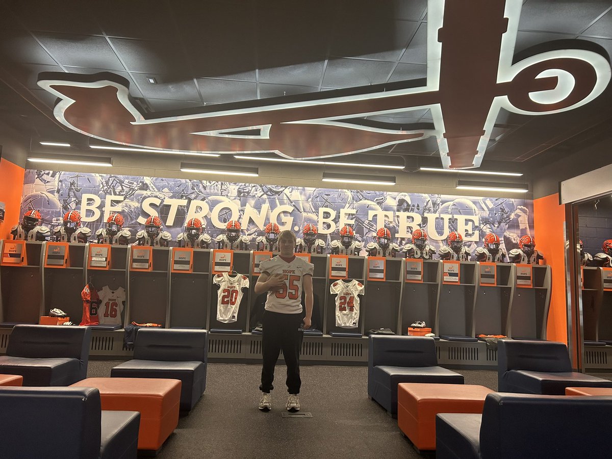 After a great visit yesterday, I am excited to receive an offer from <a href="/HopeCollegeFB/">Hope College Football</a> ! Thank you for having me! <a href="/PStuursm/">Peter Stuursma</a> <a href="/Coach_HThompson/">Hunter Thompson</a> 

<a href="/_CoachNicholson/">Alex Nicholson</a> <a href="/CoachAve_/">Coach Ave™</a> <a href="/CoachCurtain216/">Tyler Curtain</a>
