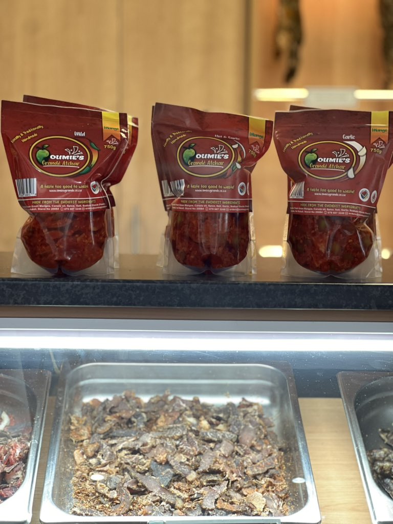 muofheeullenda's tweet photo. Dear Valued customers
Our traditional handmade mango Atchar is now available @flair_premium_biltong Northgate mall shop number 38 by entrance 3🥳💃🏻
Happy shopping 🛍️
#oumiesgrande #atchar #mangoatchar #agriproducts
#agroprocessing #heritage
#handmade https://t.co/zXFxYlevFq