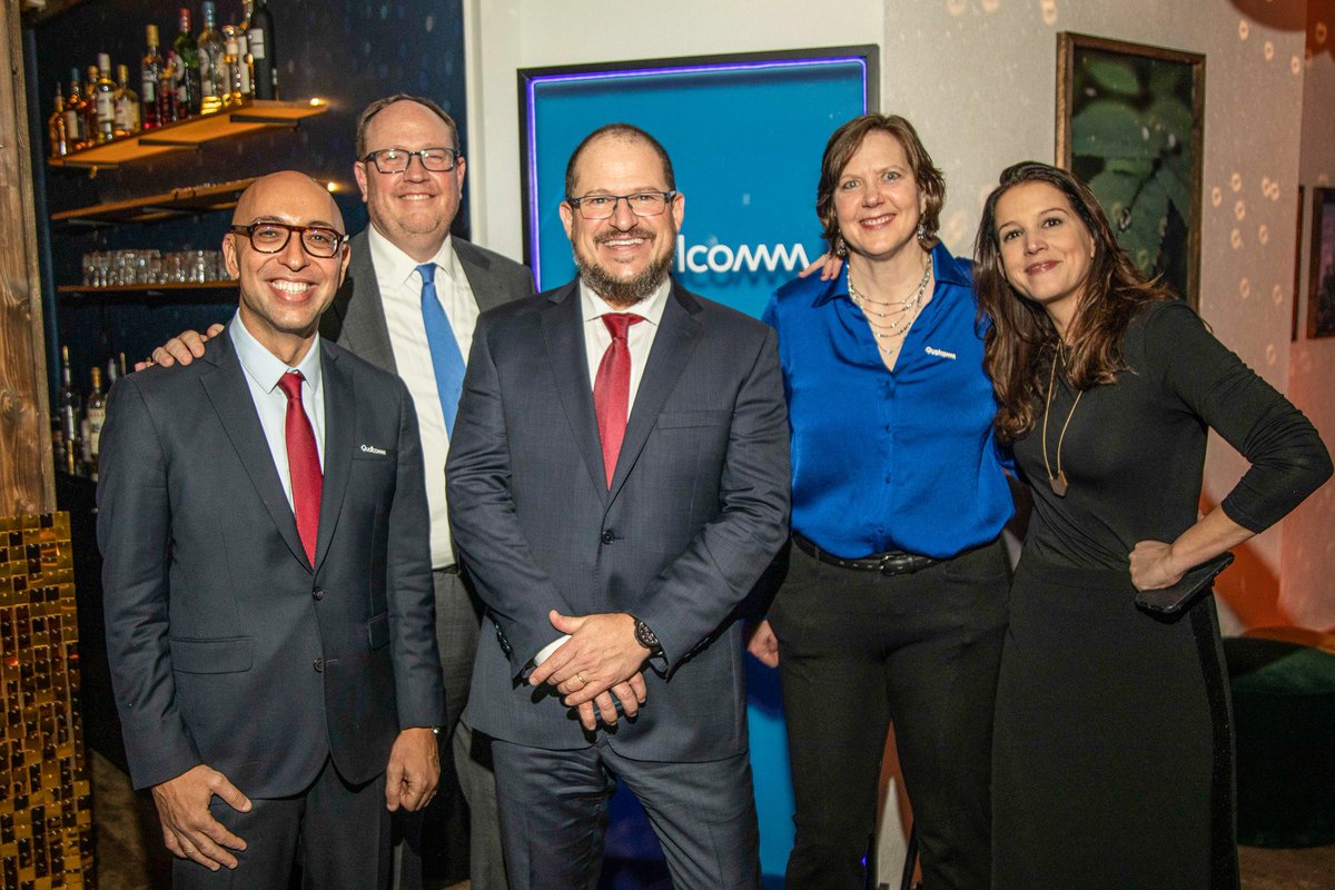 Incredibly proud of this team and productive engagements during #wef24. It is a privilege to be part of this dedicated group. Grateful for Alex Rogers, @WassimChourbaji, @bakerac1, @elawson @Aleeza_L(awson) and @cristianoamon after a successful week in Davos. #TeamQualcomm
