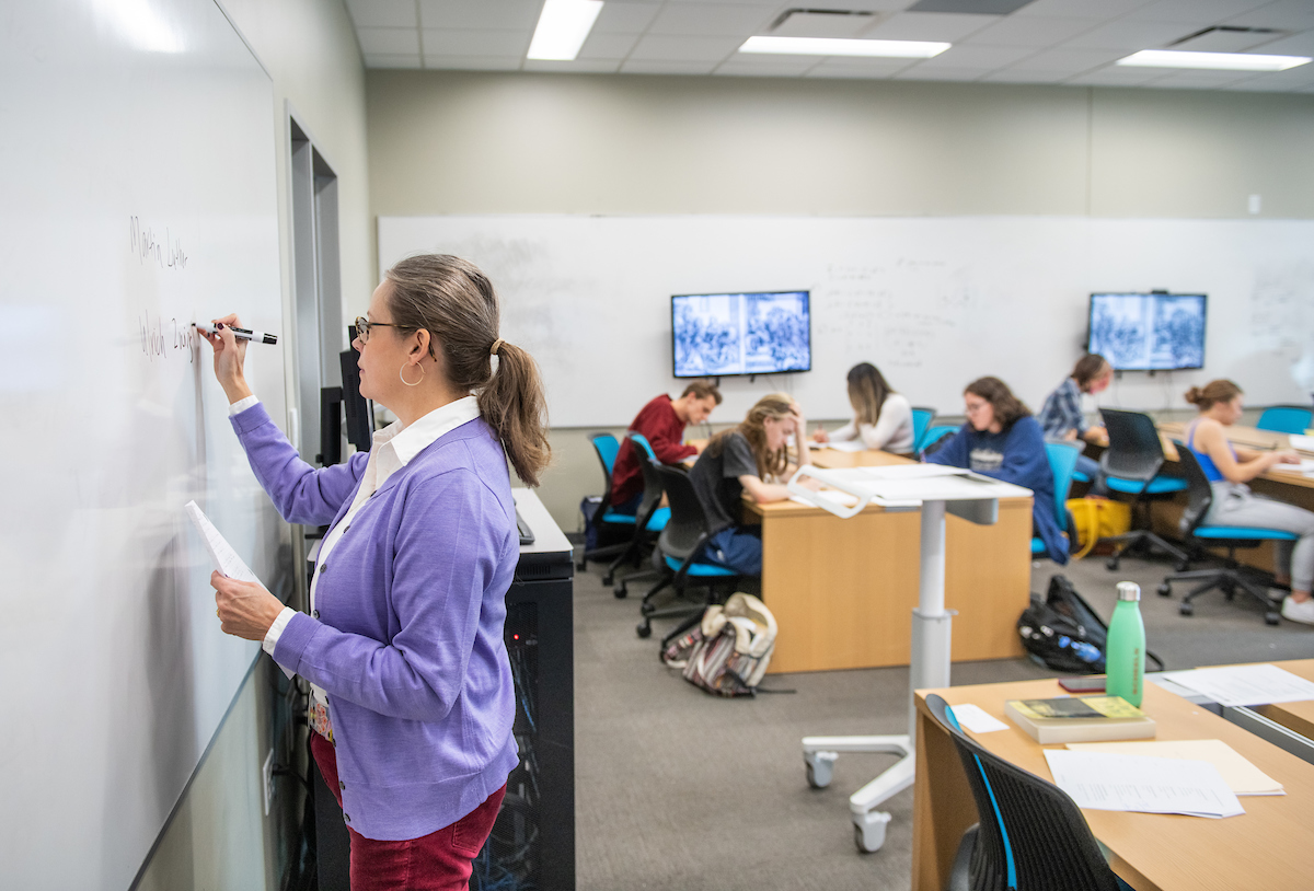 Happy International Day of Education! We celebrate knowledge, transformative impact & express gratitude to our amazing teachers, staff, alumni & students who make Rockhurst University thrive. Thanks for creating a nurturing environment where learning flourishes.