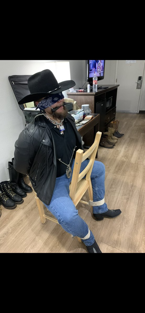 Duke the Wolf tweet media