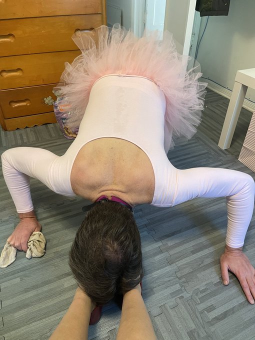 Throw yourself at my feet like this&hellip;.. @jodrakesissy https://t.co/RAIAr5cf2F<a class="tags" target="_blank" title="On Twitter" href="/?out=eyJ0eXAiOiJKV1QiLCJhbGciOiJIUzUxMiJ9.eyJpYXQiOjE3MjIzNjM1MTksImlzcyI6InR3cG9ybnN0YXJzLmNvbSIsIm5iZiI6MTcyMjM2MzUxOSwiZXhwIjoxNzUzODk5NTE5LCJyZWRpcmVjdF91cmwiOiJodHRwczovL3R3aXR0ZXIuY29tL2pvZHJha2VzaXNzeSJ9.3GKXTnPVABdRak9laPKxIKlQgARXJsECpLKgkoJxEuQyDayucF2qqCSxawT-E4g0OrGneGAuXFc3thW4BpXhNw">@jodrakesissy</a>