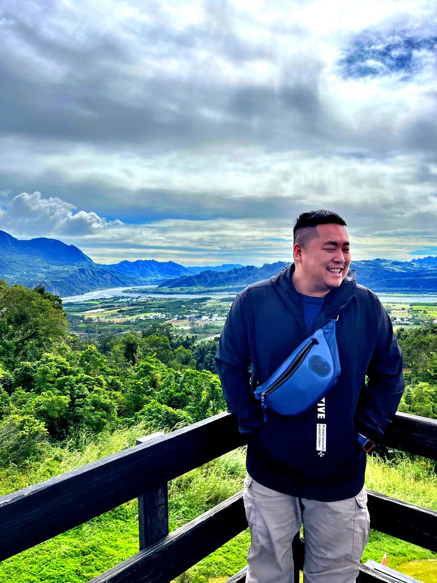 笑到眼睛消失😆
#台東 #鹿野 #鹿野高台