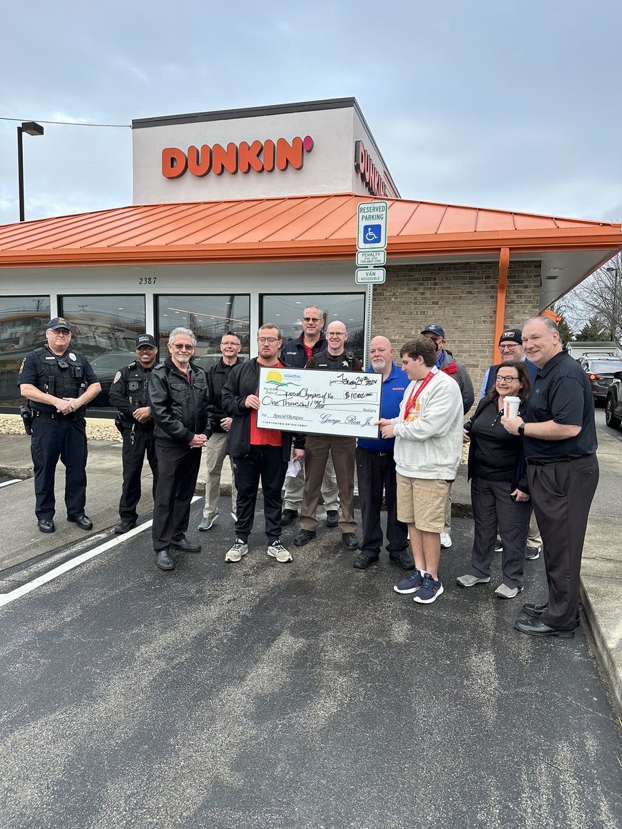 You know we had to sample! 🍩 

Shout out to <a href="/dunkindonuts/">Dunkin'</a> in <a href="/CburgVAGov/">Town of Christiansburg</a> for joining <a href="/cburgpolice/">ChristiansburgPolice</a> &amp; other local law enforcement to support the <a href="/SpecialOlympics/">Special Olympics</a>! 

#dunkin #christiansburg #police #specialolympics #nrv #montgomerycounty #policesupport #donuts