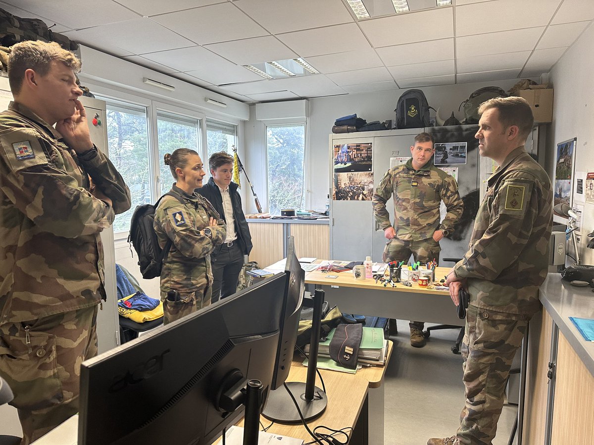 2eRIMa's tweet photo. Le Bureau Transformation Fonctionnement Simplification est actuellement présent au #2eRIMa pour recueillir et transmettre les bonnes pratiques, les innovations. #Transformation https://t.co/lHshT7JeKV